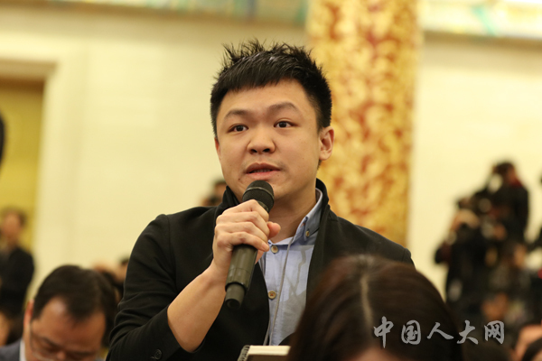 新加坡联合早报记者提问