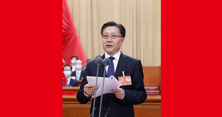 王东明主持十四届全国人大一次会议第四次全体会议