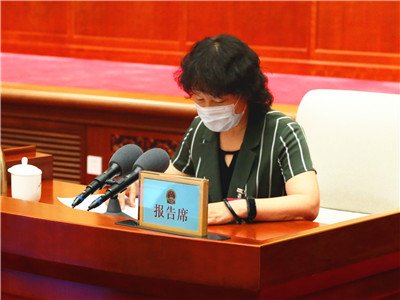 听取市人大法制委员会关于《北京市人民代表大会常务委员会关于废止〈北京市食品安全条例〉的决定(草案)》的说明
