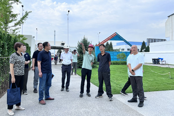 1怀柔区人大城建环保办调研城市更新工作.jpg