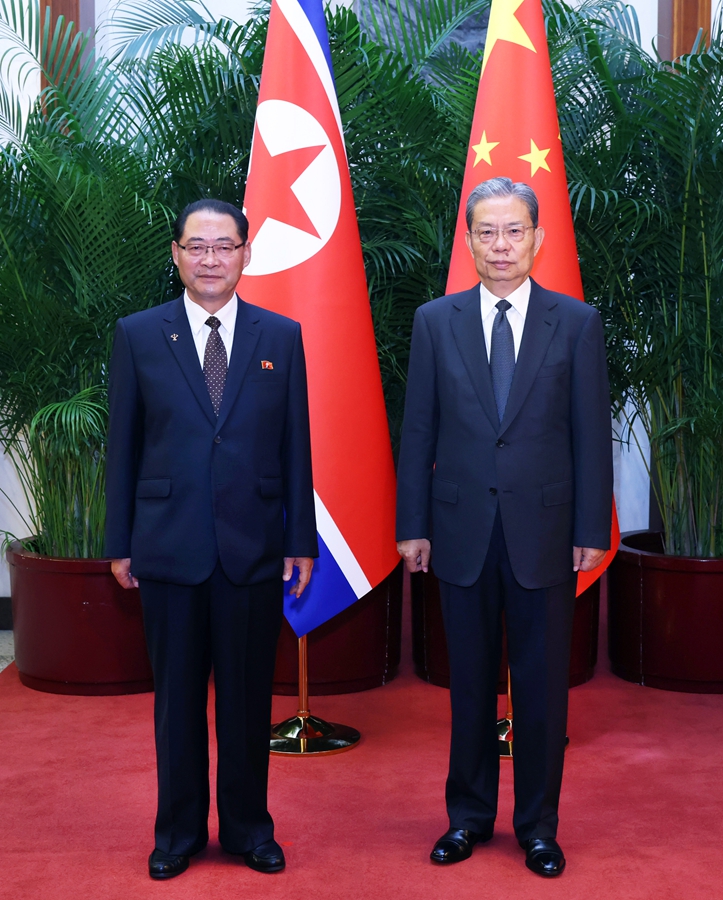 赵乐际分别会见纳米比亚总统恩代特瓦、朝鲜内阁总理朴泰成2.jpg