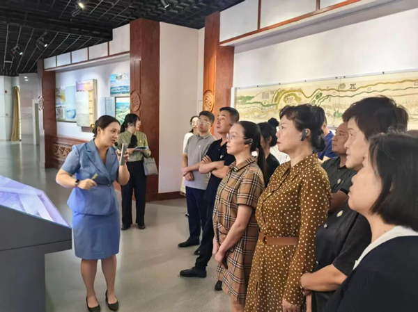 W020251022306446079455.jpg W020251022306446079455.jpg