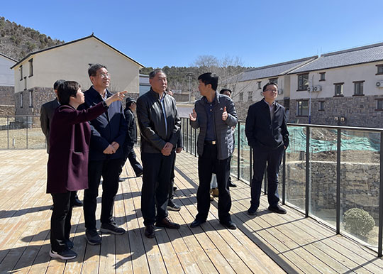 市人大常委会农村办赴延庆区调研都市型现代农业发展及种子条例立法