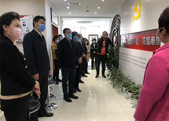 市人大社会建设委员会赴东城区开展北京市家庭教育立法调研