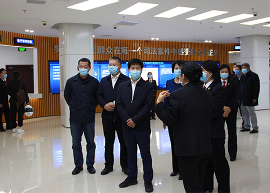 杜飞进副主任带队调研本市“七五”普法工作