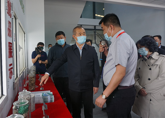 李伟主任赴大兴区调研检查生活垃圾分类和物业管理工作