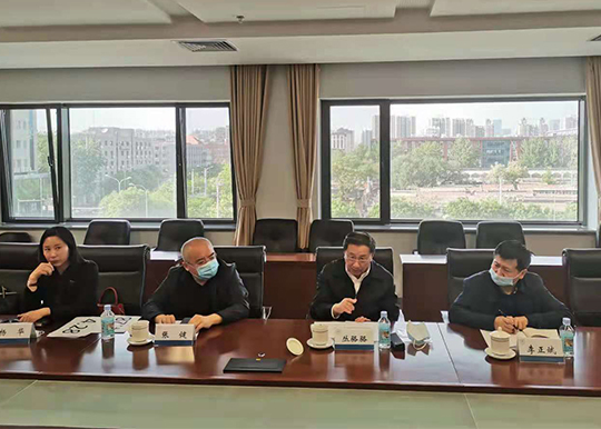 市人大社会委工作机构赴天坛医院调研体医融合协同创新情况暨开展《北京市突发公共卫生事件应急条例》执法检查