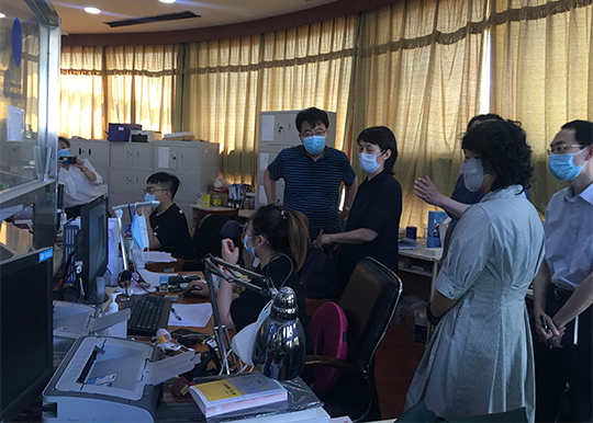 优化营商环境条例执法检查组赴通州区调研不动产登记情况