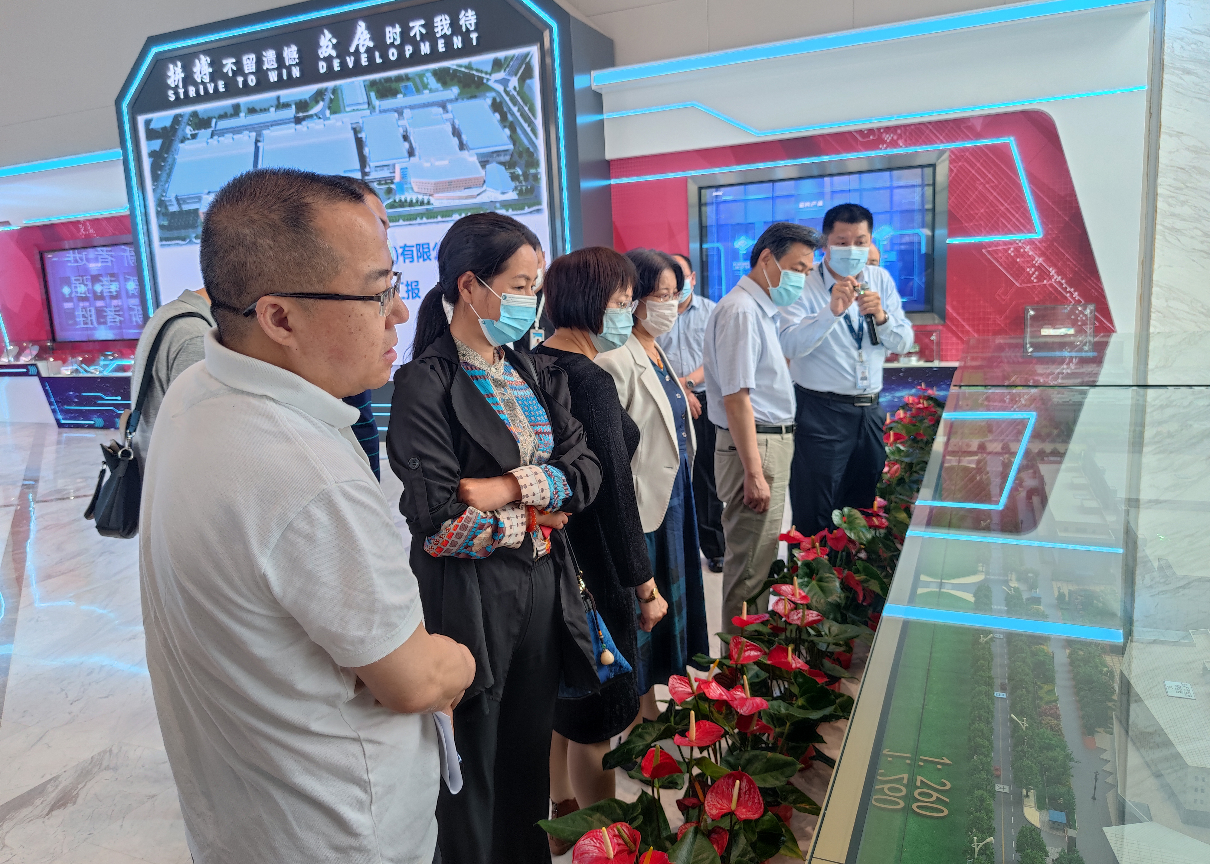侯君舒副主任带队赴经济技术开发区开展固废法执法检查调研
