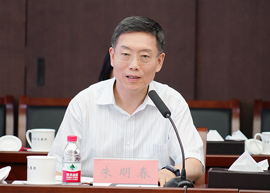 全国人大预算工委副主任朱明春带队赴北京公交集团调研