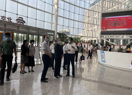 李伟主任带队赴市政务服务管理局调研听取接诉即办工作条例意见建议