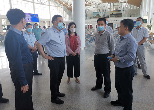 李颖津副主任赴延庆区进行综合调研