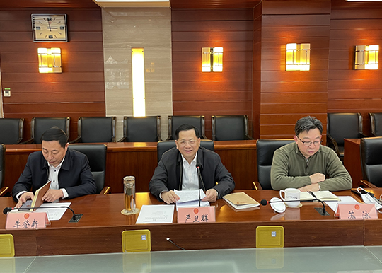 市人大常委会民宗侨外办公室赴市侨联进行座谈交流