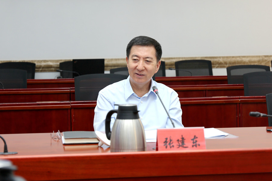 17张建东副主任征求丰台区和房山区对建筑绿色发展条例立法意见建议-01.jpg