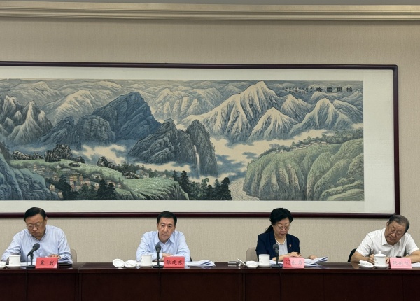 市人大财经委员会召开第二十六次（扩大）会议