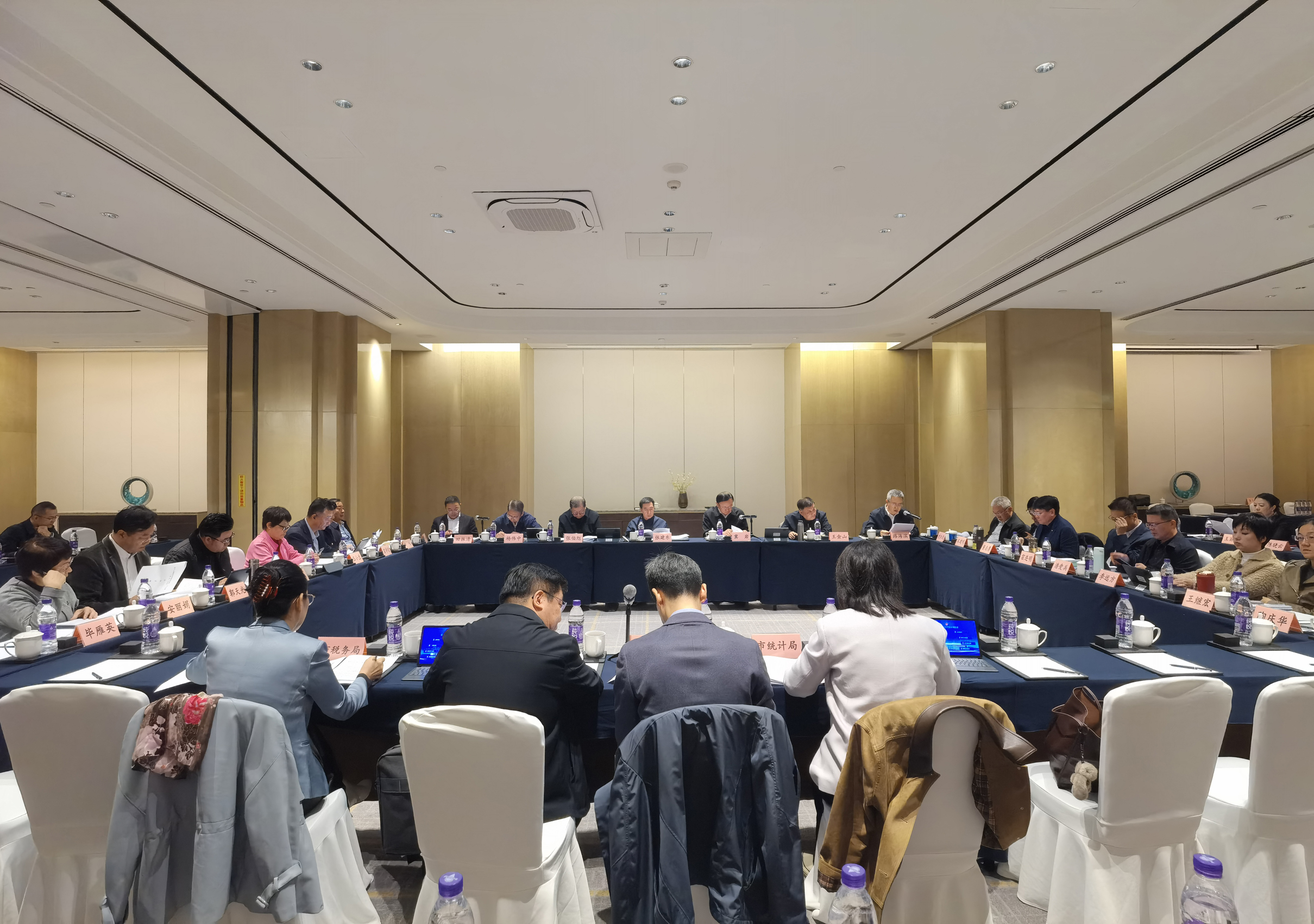 市人大财经委员会召开第二十七次（扩大）会议