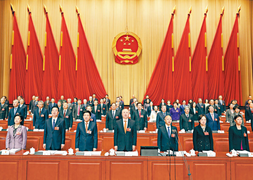 北京市十六届人大四次会议隆重开幕 李秀领主持 殷勇作报告 尹力魏小东游钧出席