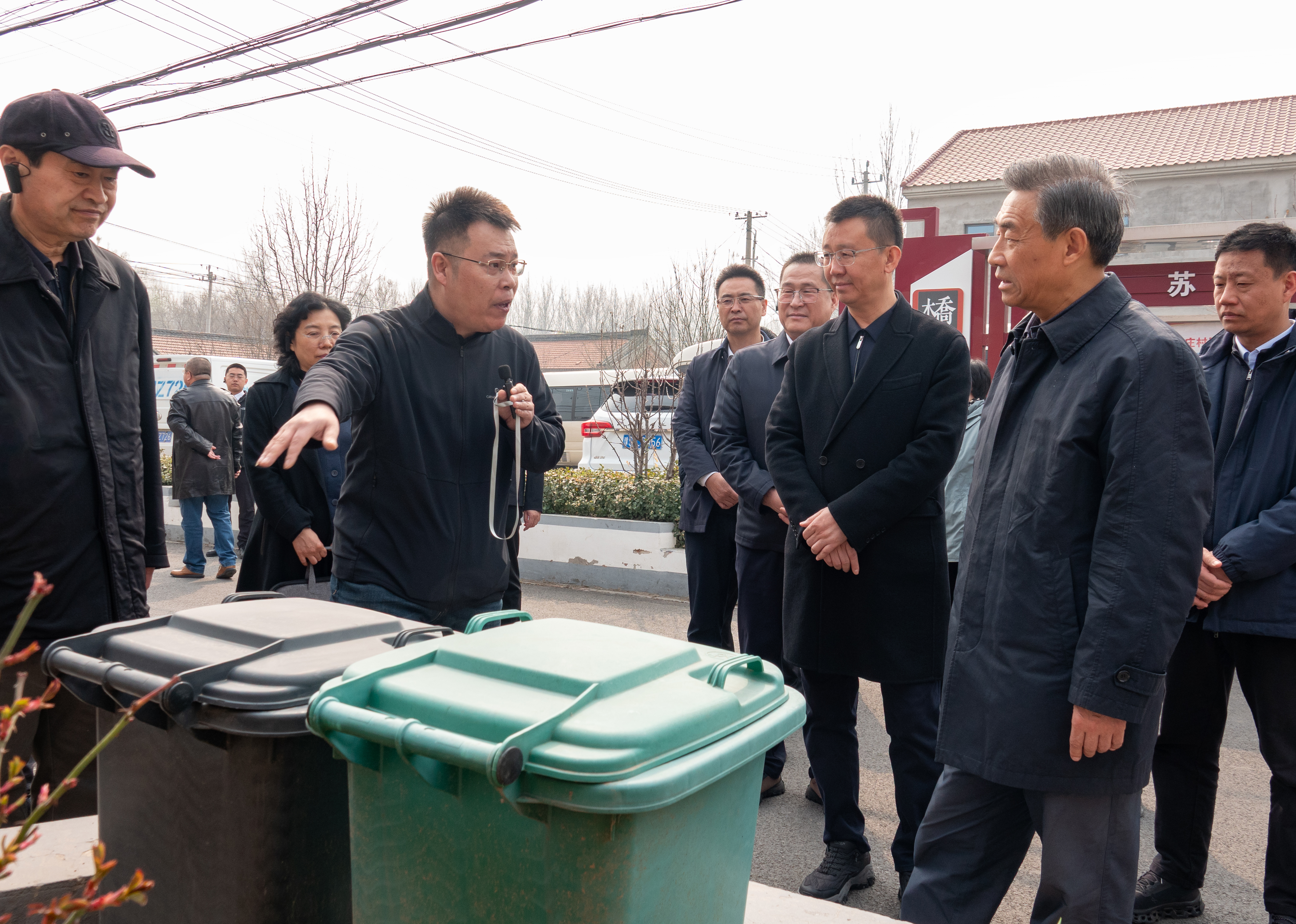 市人大常委会《北京市生活垃圾管理条例》执法检查组开展专题调研