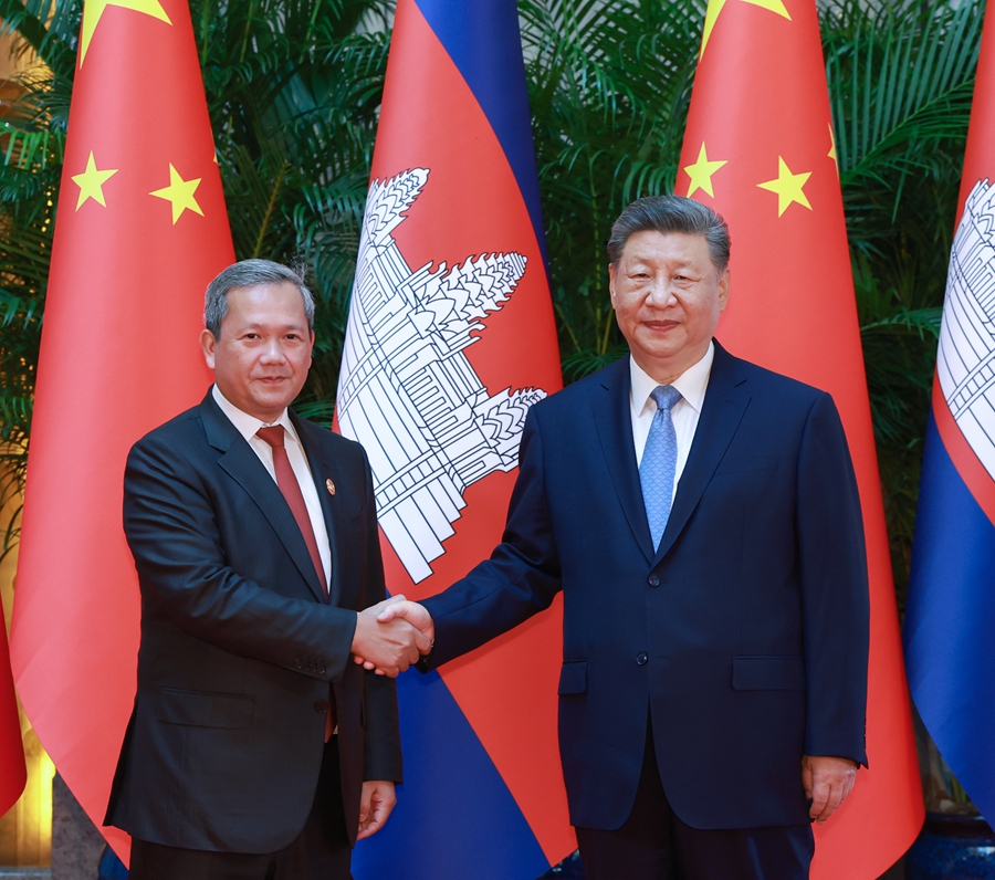 01习近平会见柬埔寨首相洪玛奈.jpg 01习近平会见柬埔寨首相洪玛奈.jpg