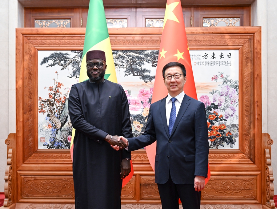 gtQ5vT2ZutK4yIEO.jpg gtQ5vT2ZutK4yIEO.jpg