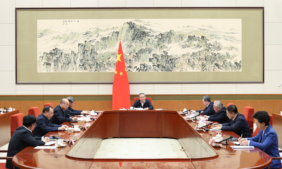 goPq733SomxF4gAZ.jpg goPq733SomxF4gAZ.jpg