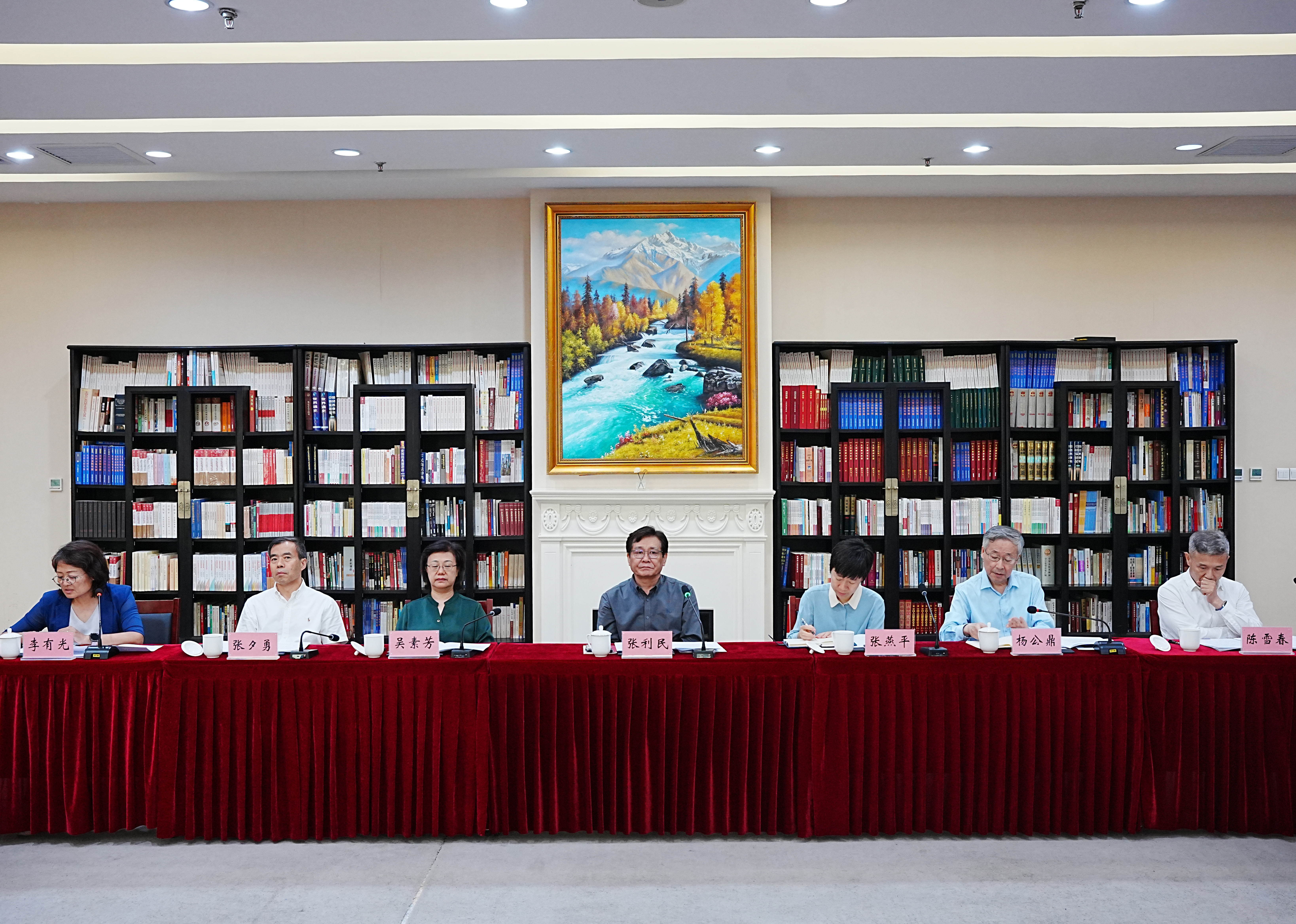 市人大常委会“两院”专项工作调研组赴通州法院调研提高审判效率工作情况