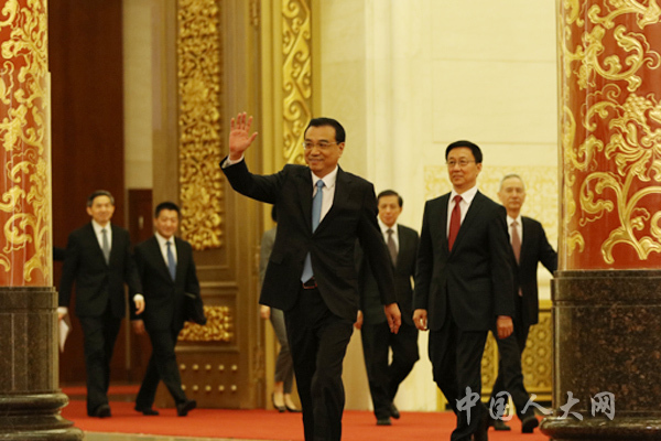 李克强总理等进入会场