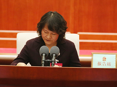 听取市人大法制委员会关于《北京市街道办事处条例(草案二次审议稿)》修改情况的报告