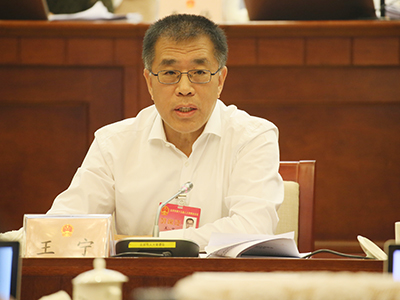 听取市人民政府关于“落实学前教育三年行动计划，完善学前教育公共服务体系建设”议案办理情况暨学前教育供给保障情况的报告