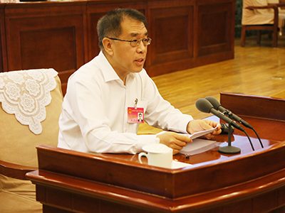 听取市人民政府关于“聚焦‘一核一城三带两区’，推进全国文化中心建设”议案办理情况的报告