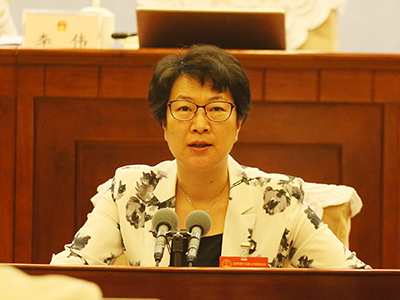 听取市人大教育科技文化卫生体育委员会关于《北京市非物质文化遗产条例(草案)》修改情况的报告