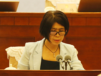 听取市人大法制委员会关于《北京市人民代表大会常务委员会关于修改〈北京市实施中华人民共和国道路交通安全法办法〉的决定(草案)》审议结果的报告