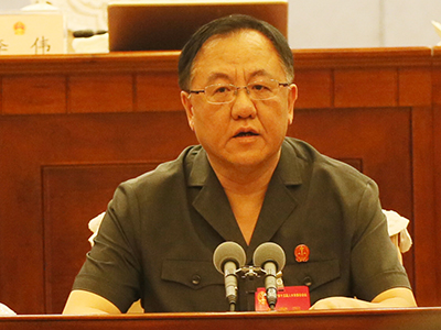 听取市高级人民法院关于“基本解决执行难”工作情况的报告