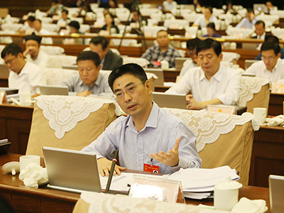委员、代表发言