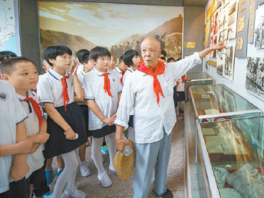卫国胆略屡屡击破侵略伎俩