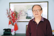 87岁作曲家羊鸣谱写的音乐里始终流淌着对党的热爱 “生我是父母，养我是共产党”