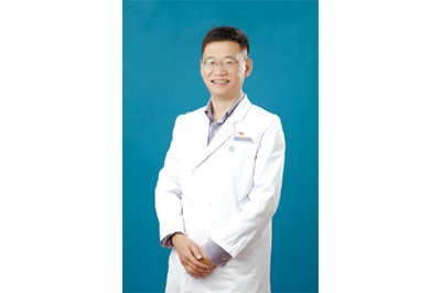 援藏医生邓明卓用真情建起一支“带不走的医疗队”——“在组织需要的时候，要毫不犹豫地站出来”