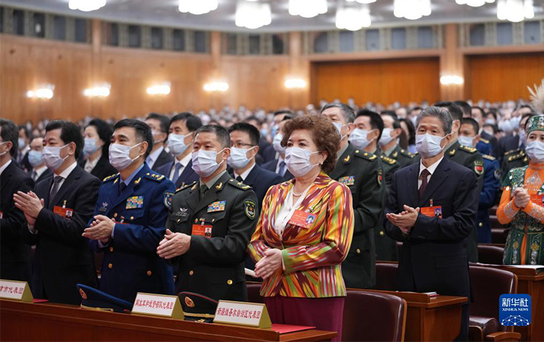 十三届全国人大五次会议举行闭幕会